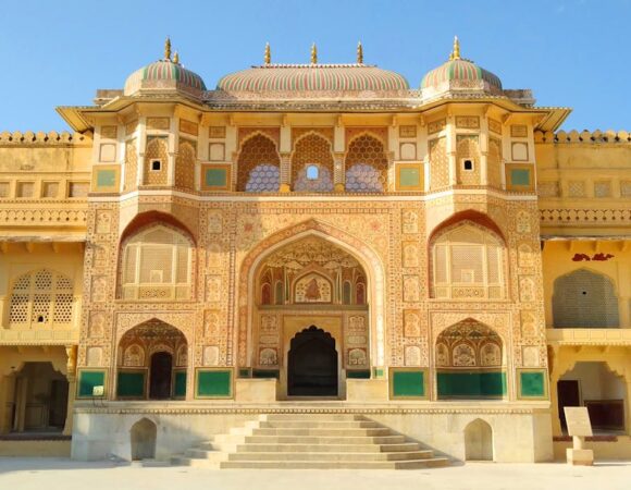 Your Incredible 16-Day Journey Through India: Culture, Beaches & Backwaters